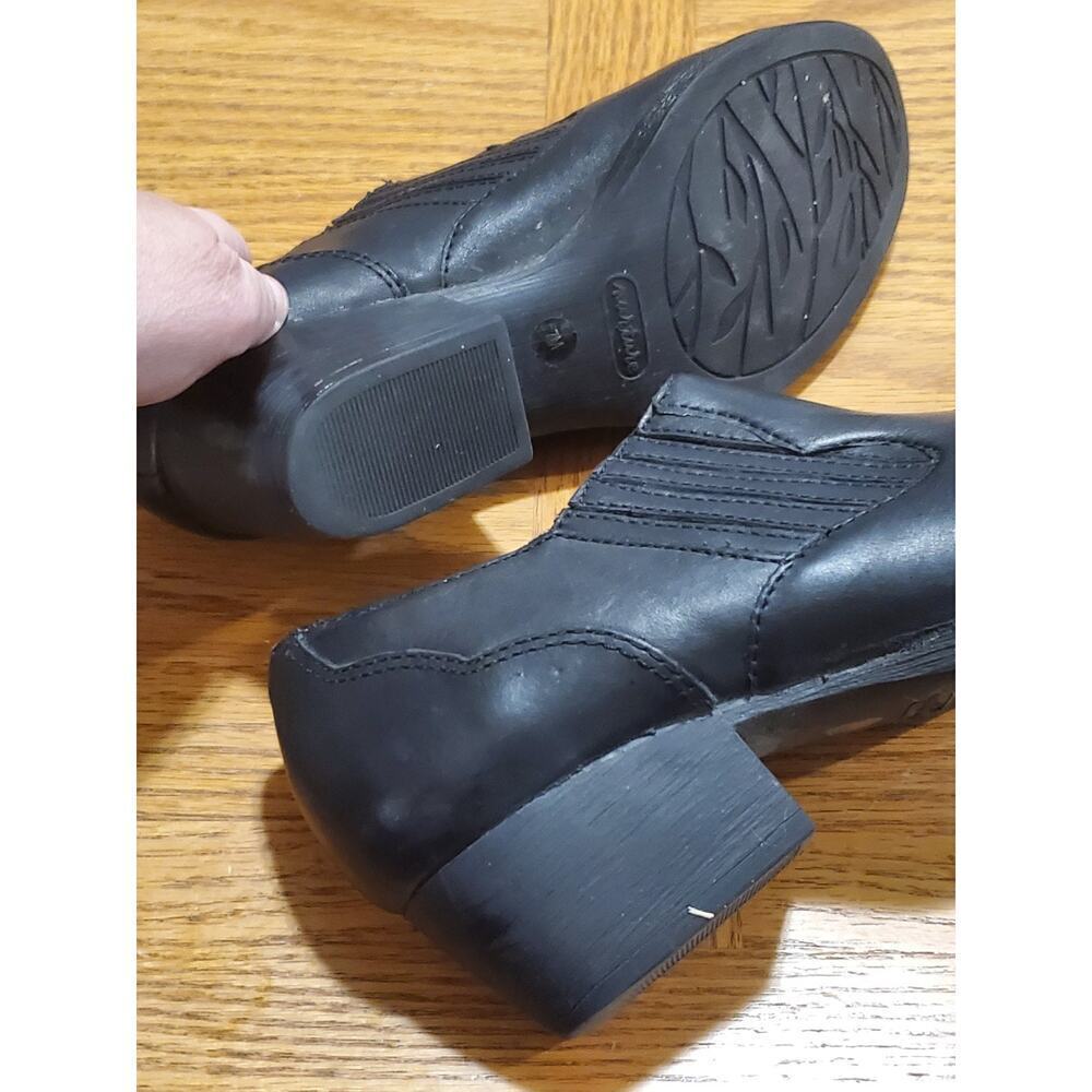 Nurture Womens Ankle Bootie Tooled Black Leather Size 7M - Picture 2 of 8